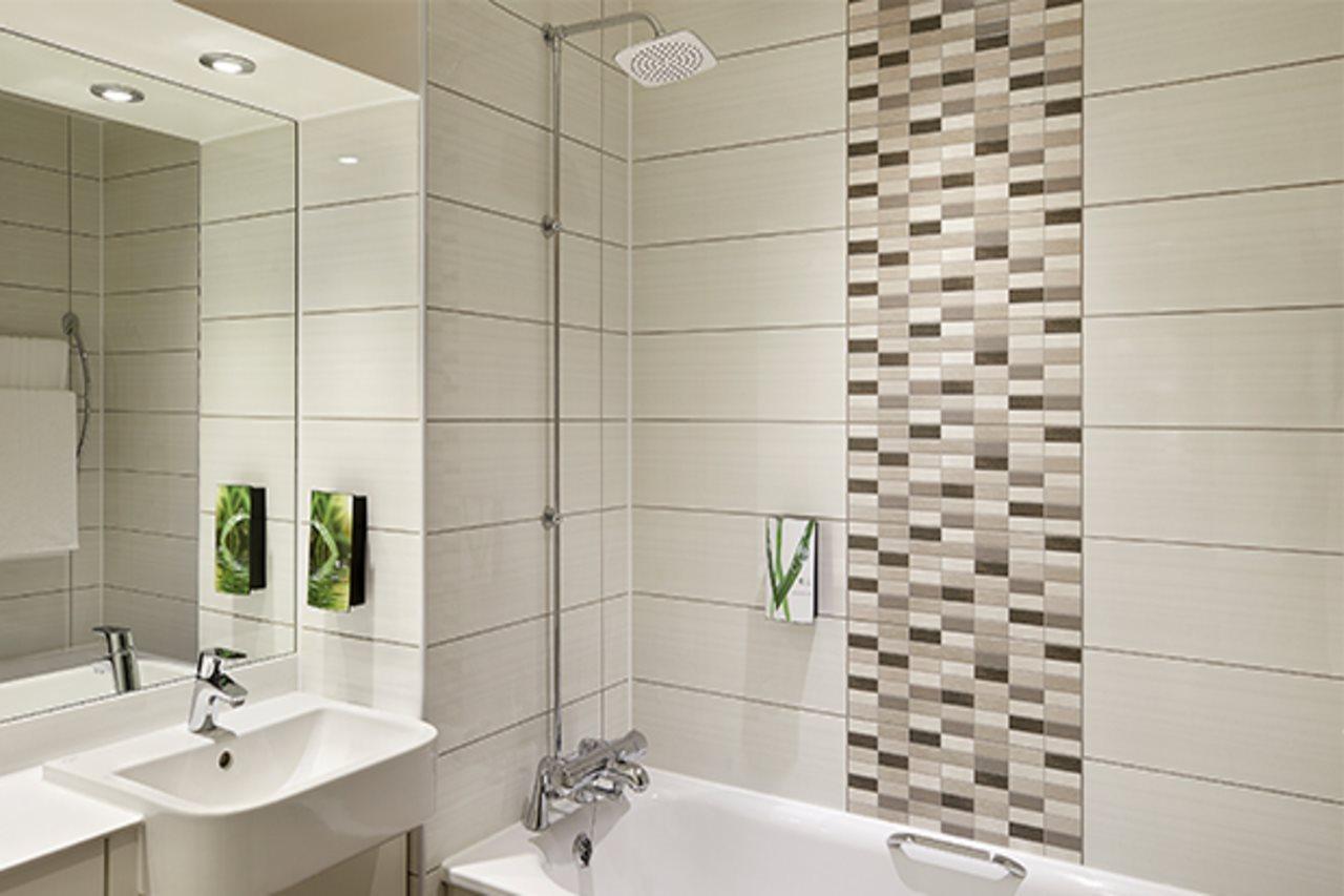 Premier Inn Manchester - Heaton Park מראה חיצוני תמונה